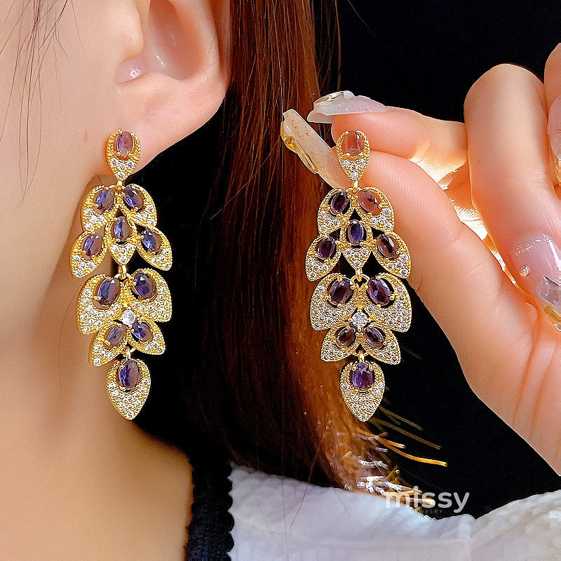 Avangeline Zircon Leaf Earrings [DVH4BPKZ]
