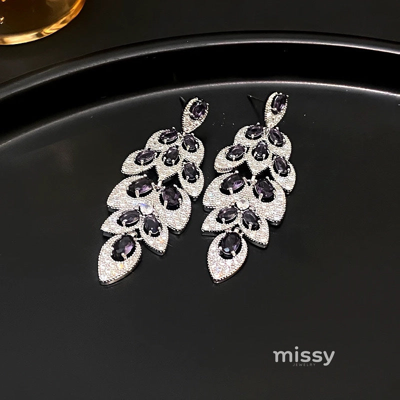 Avangeline Zircon Leaf Earrings [AYW6G9CB]