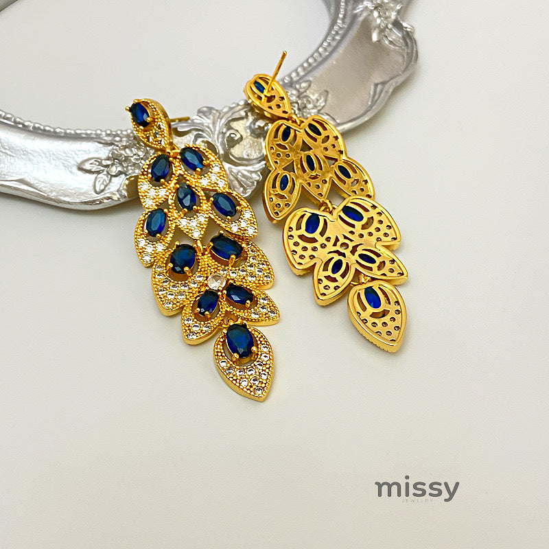 Avangeline Zircon Leaf Earrings [MG8IIEW5]