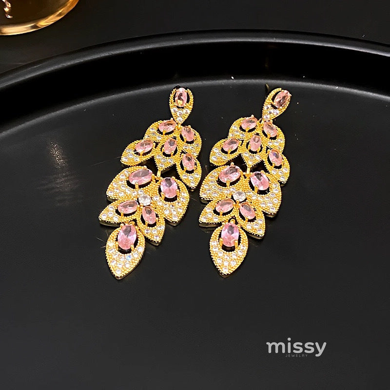 Avangeline Zircon Leaf Earrings [WRFMMZTG]