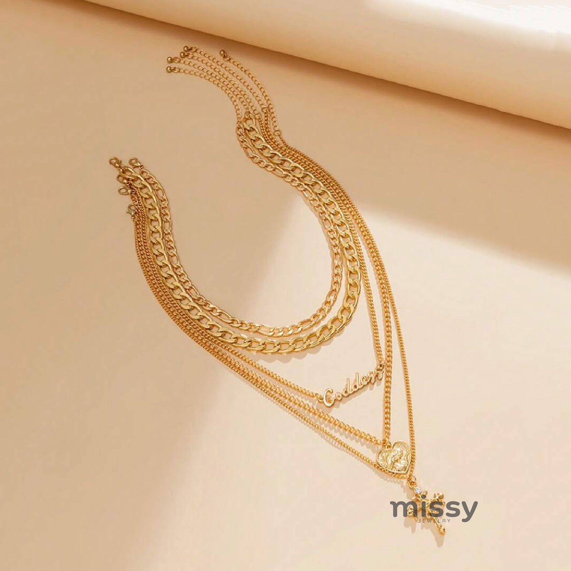 Avneet Layered Heart Cross Necklace [YEWELBI7]