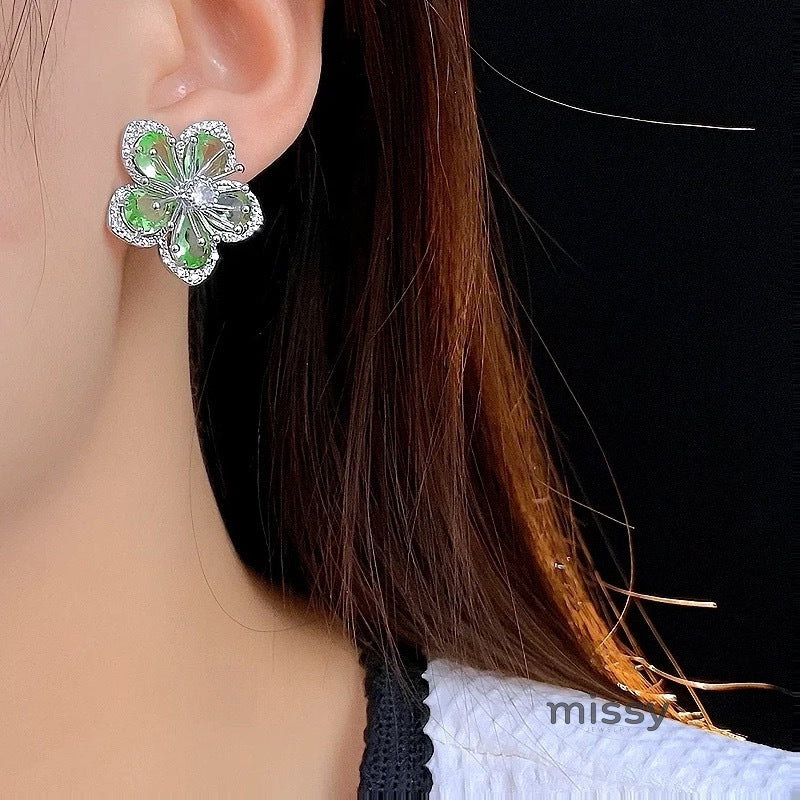 Avni Zircon Flower Earrings [FOU2N0ZG]