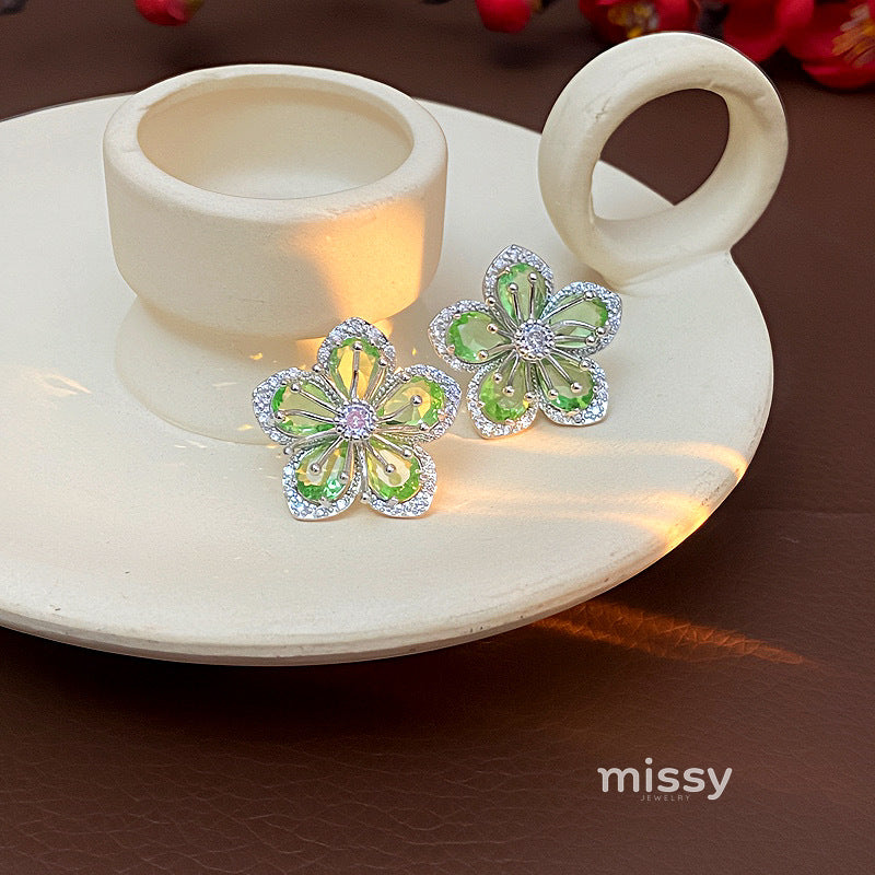 Avni Zircon Flower Earrings [3X8DL8VQ]