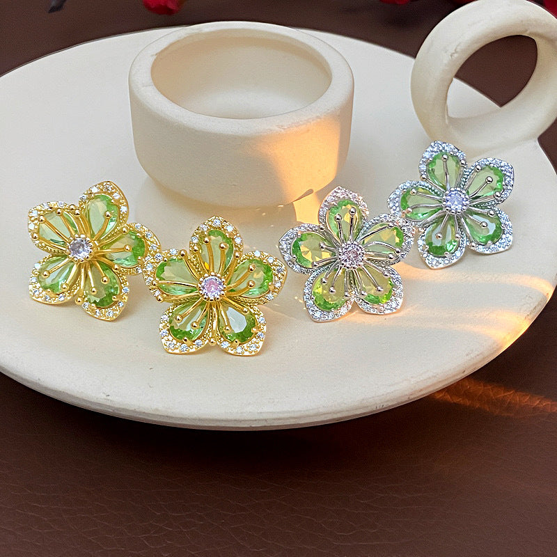 Avni Zircon Flower Earrings [W9VXX5RG]