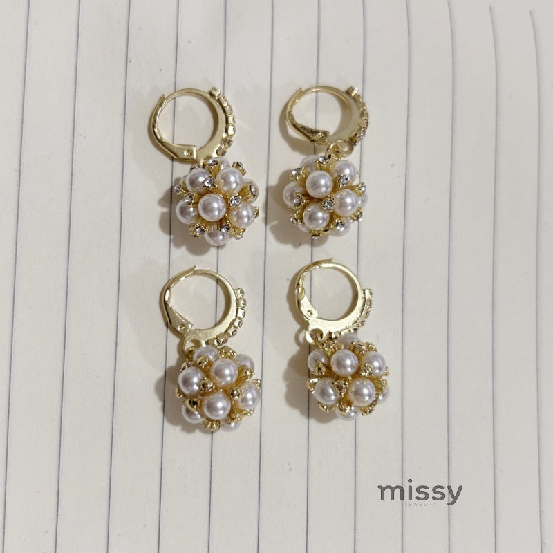 Aylah Shimmer Zircon Hoops [72F33TD7]