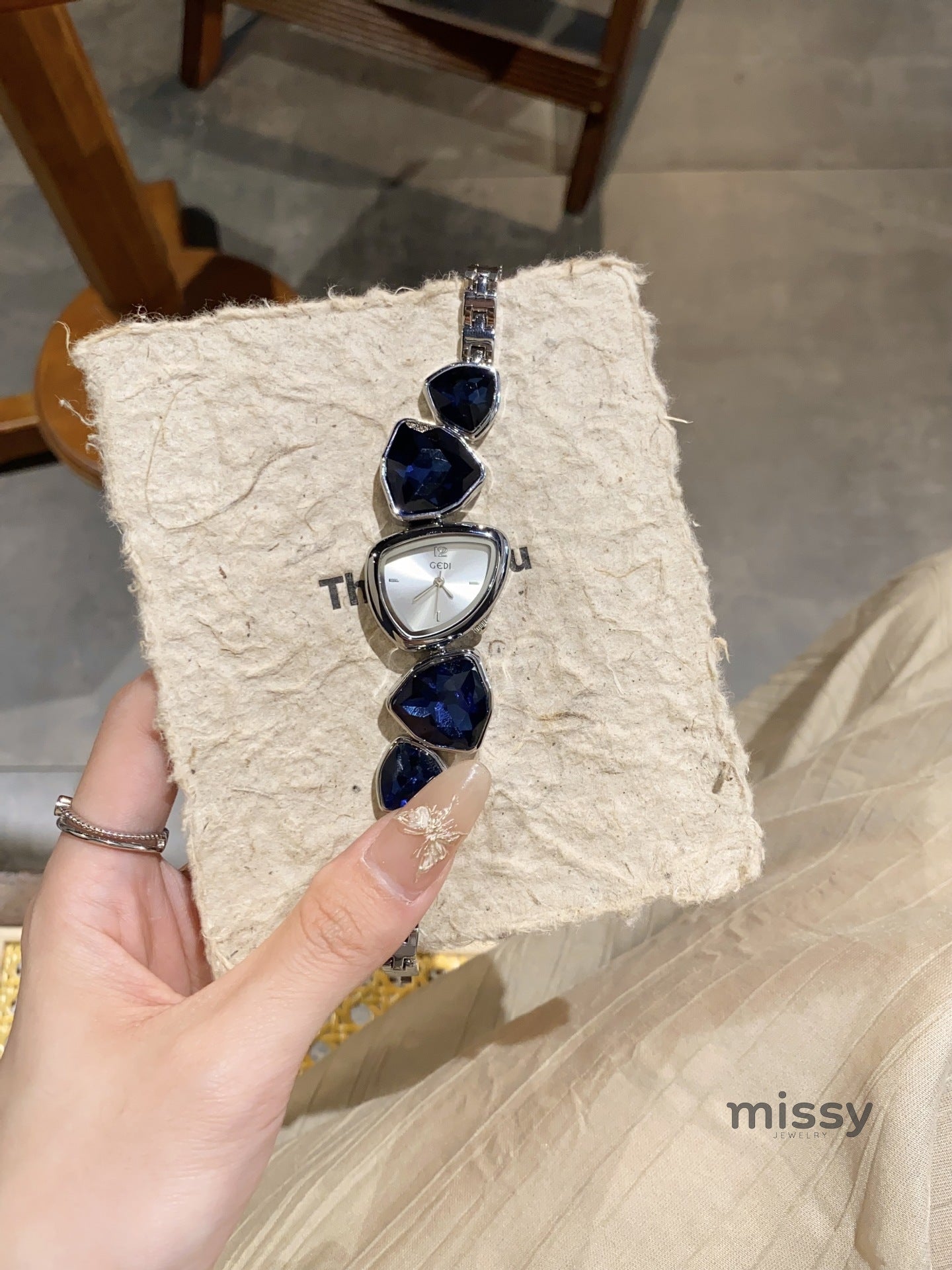 Aylee Sculpted Steel Watch [5N5D0HZ1]