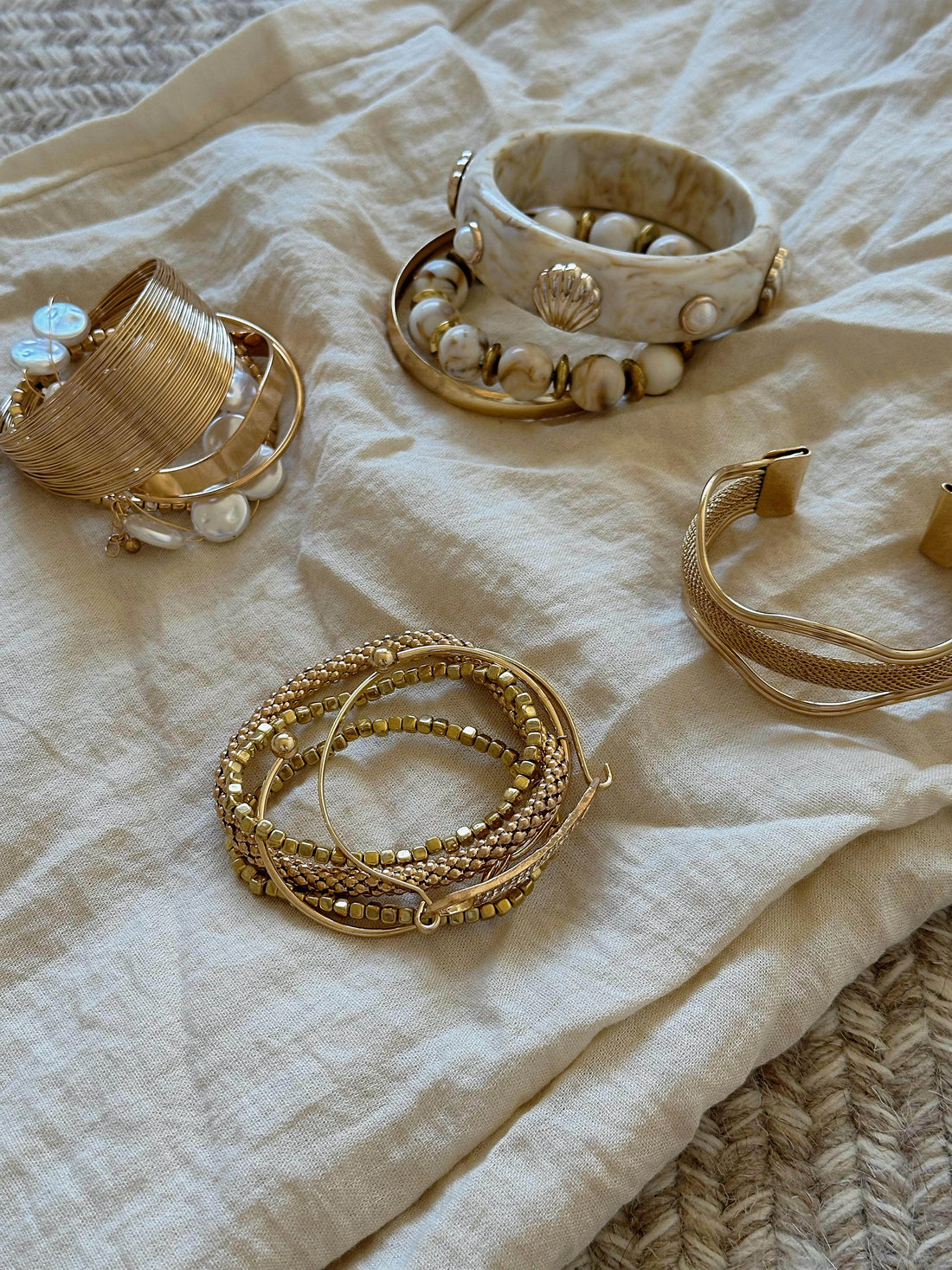 Baroque Pearl and Crystal Bracelet Set [JVPBHFYJ]