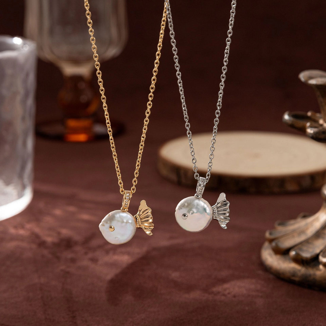 Baroque Pearl Fish Pendant Necklace [DHKCVTWH]
