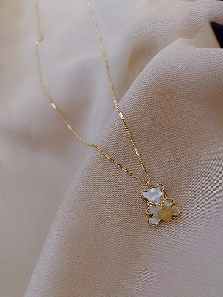 Bear Pendant Necklace [EKW4A0GN]