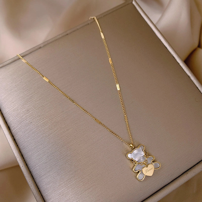 Bear Pendant Necklace [QNCU58RR]