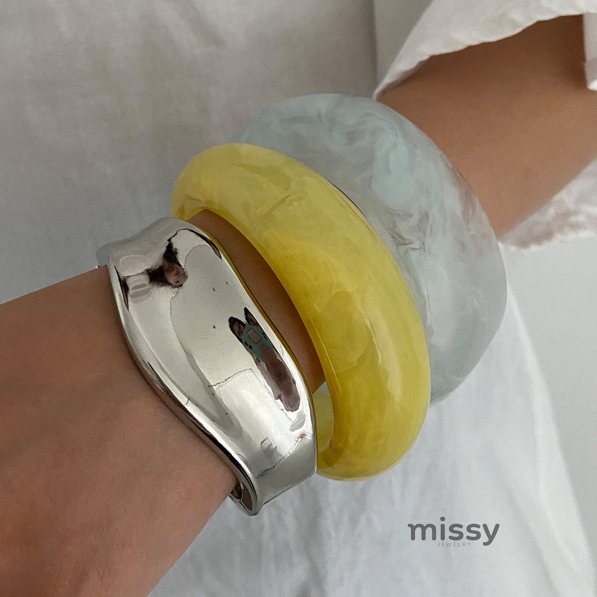 Berkleigh Chunky Marbled Bangle [5EMVA7A6]