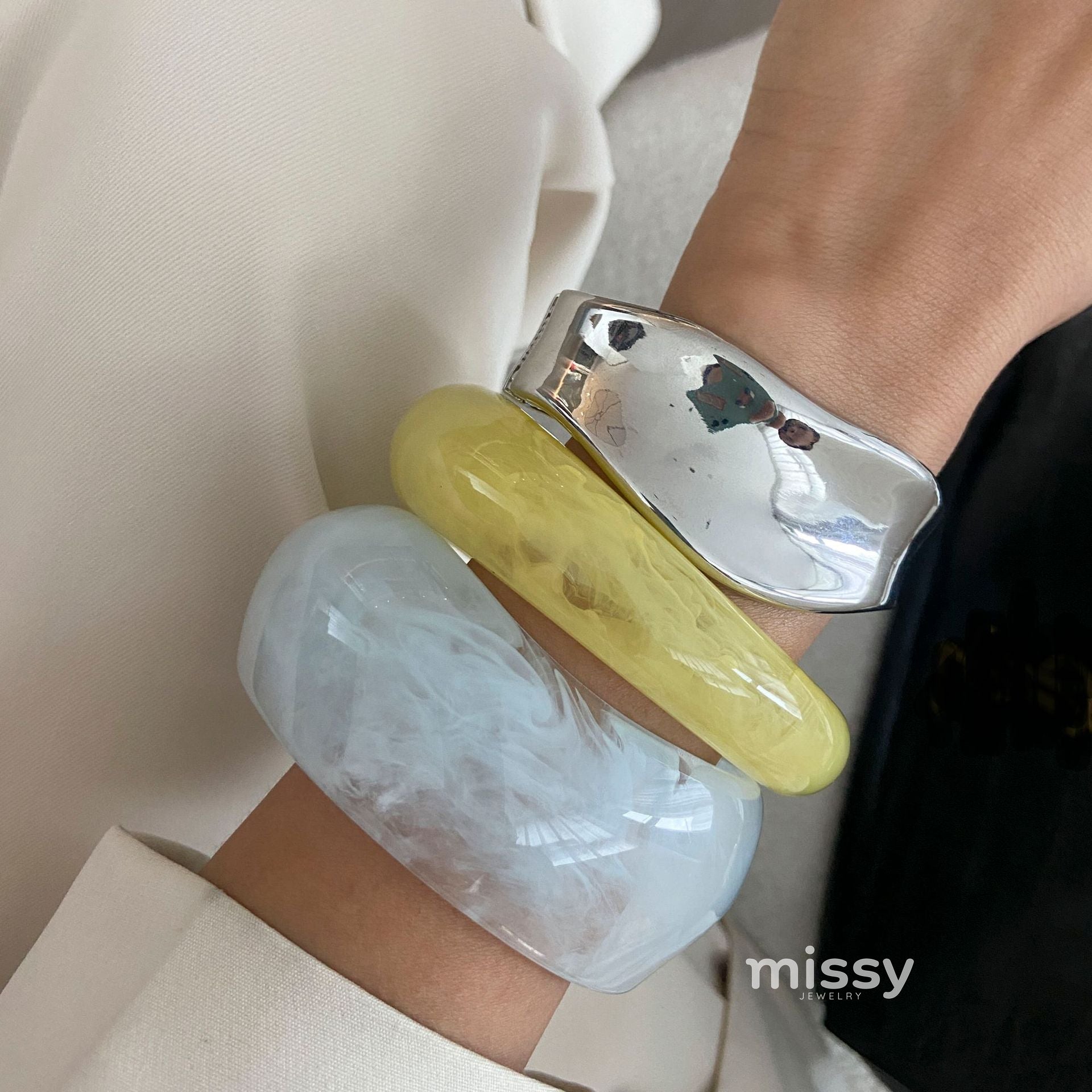 Berkleigh Chunky Marbled Bangle [CILON99D]