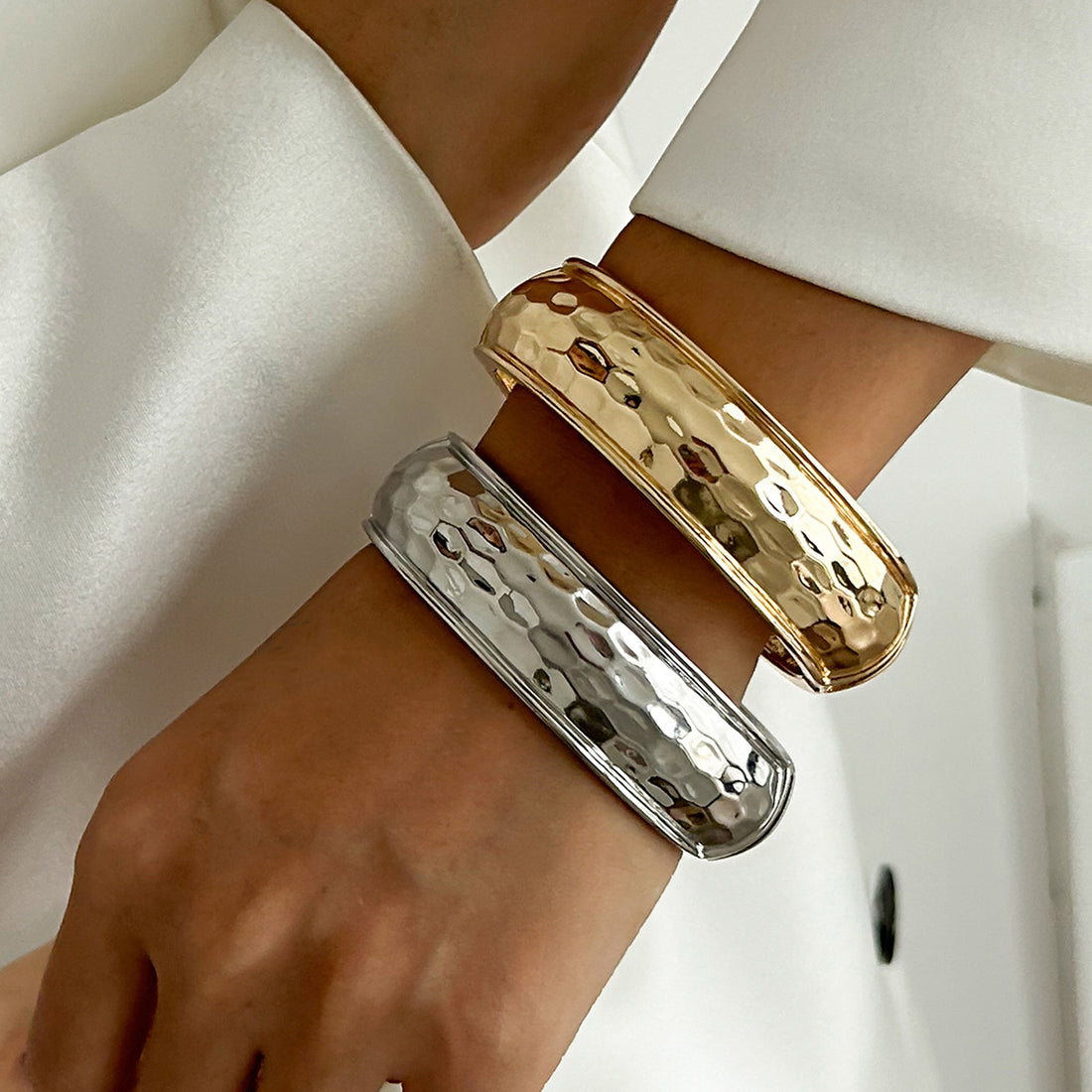 Beverly Spring Cuff Bracelet [QKRF999Q]