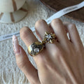 Black Gold Iris Flower Ring Set [DR5XND3M]