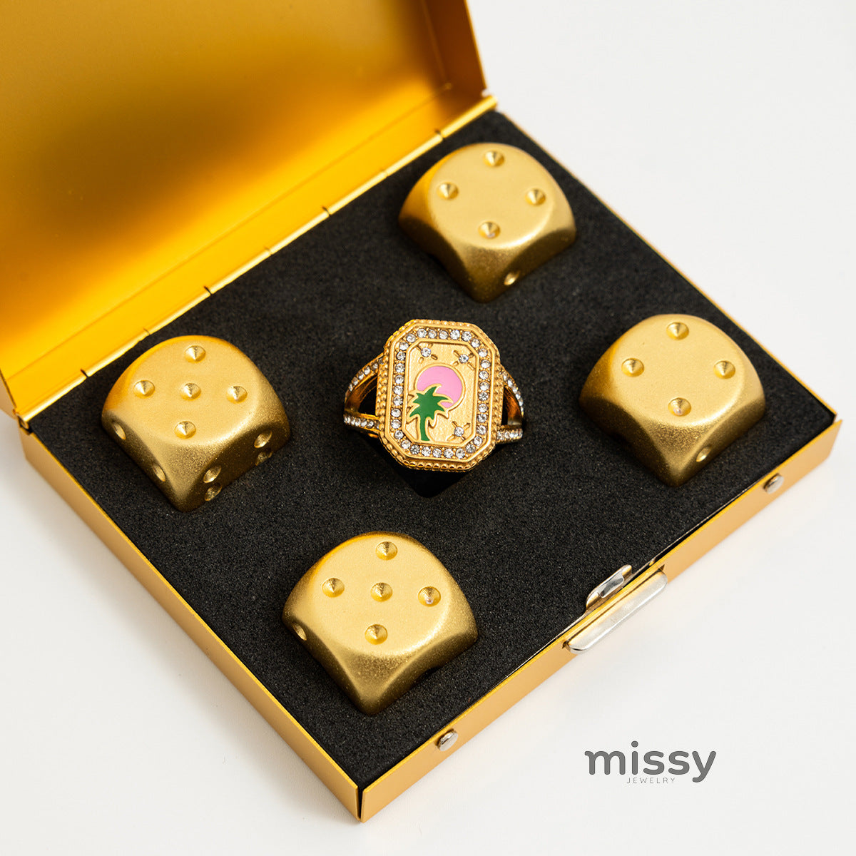 Blakelee Modern Emblem Ring [3CCRQAIP]