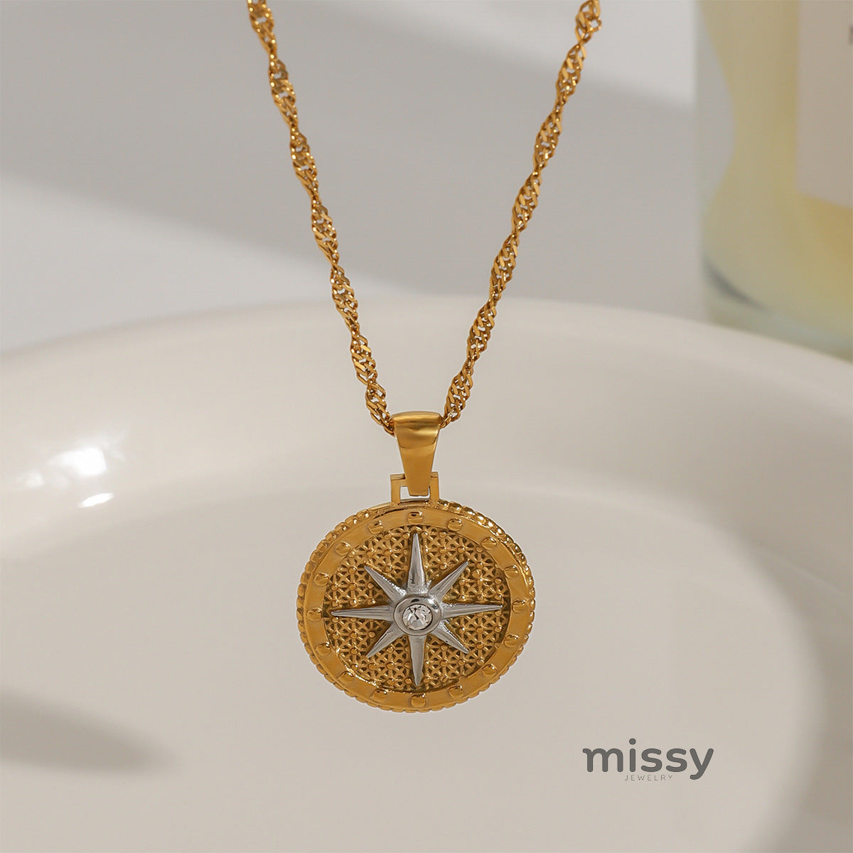 Blessin Delicate Star Necklace [D8RR2C2O]