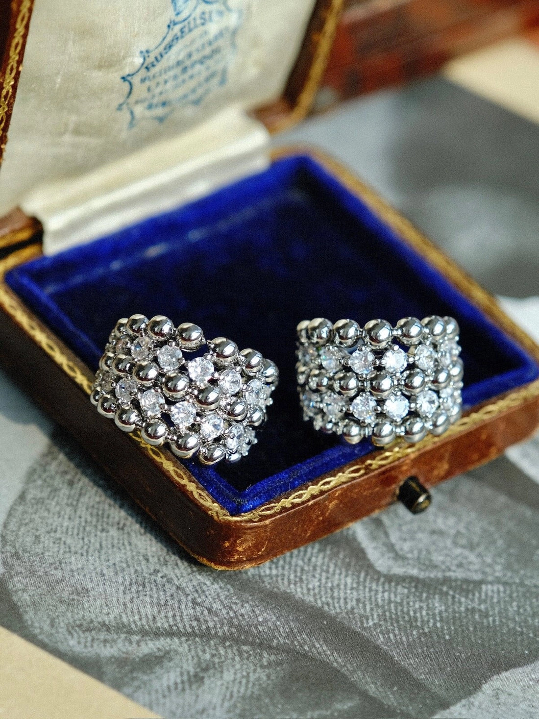Braided C-Ring Zircon Earrings [52VJGPIM]