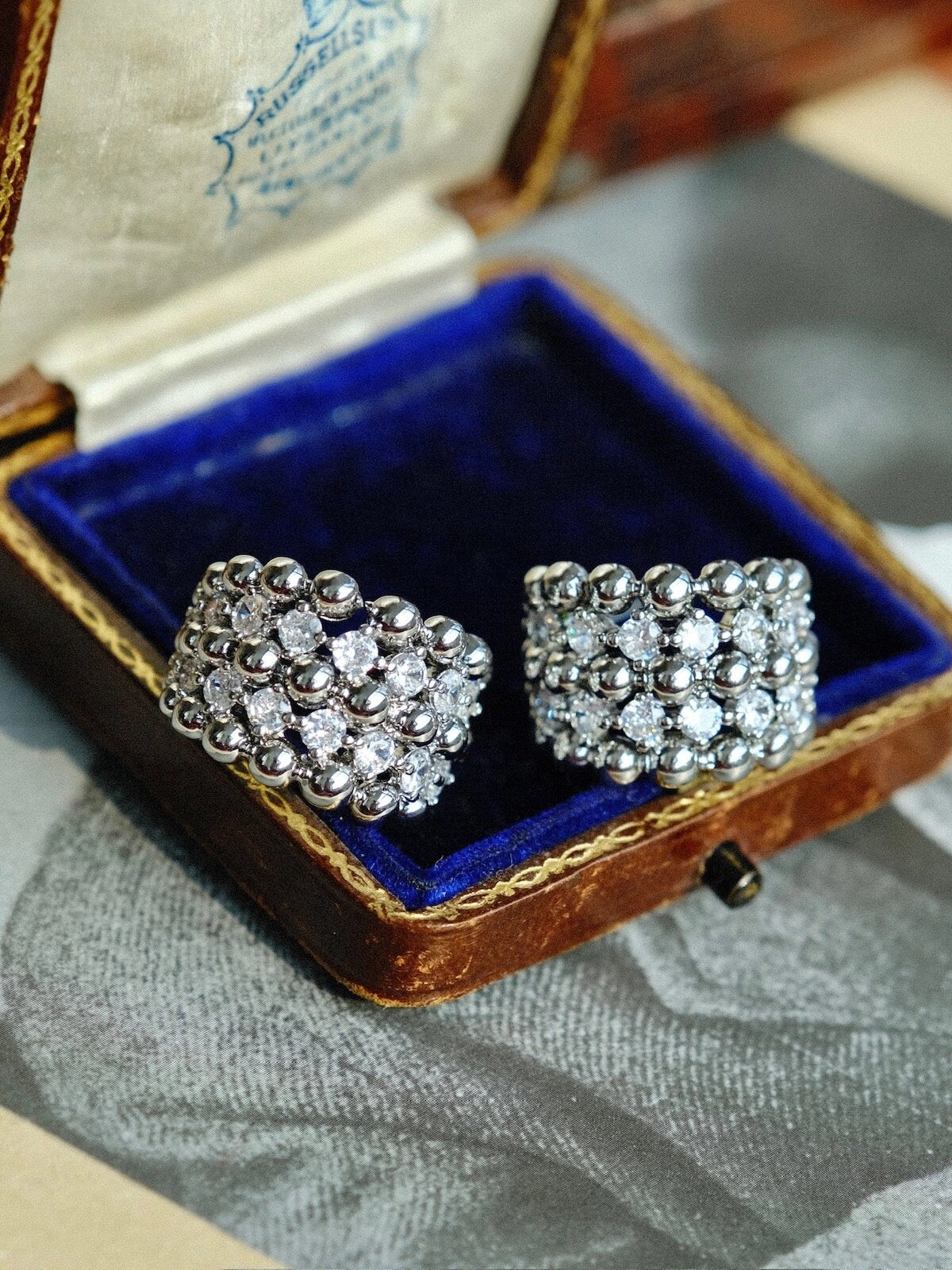 Braided C-Ring Zircon Earrings [52VJGPIM]