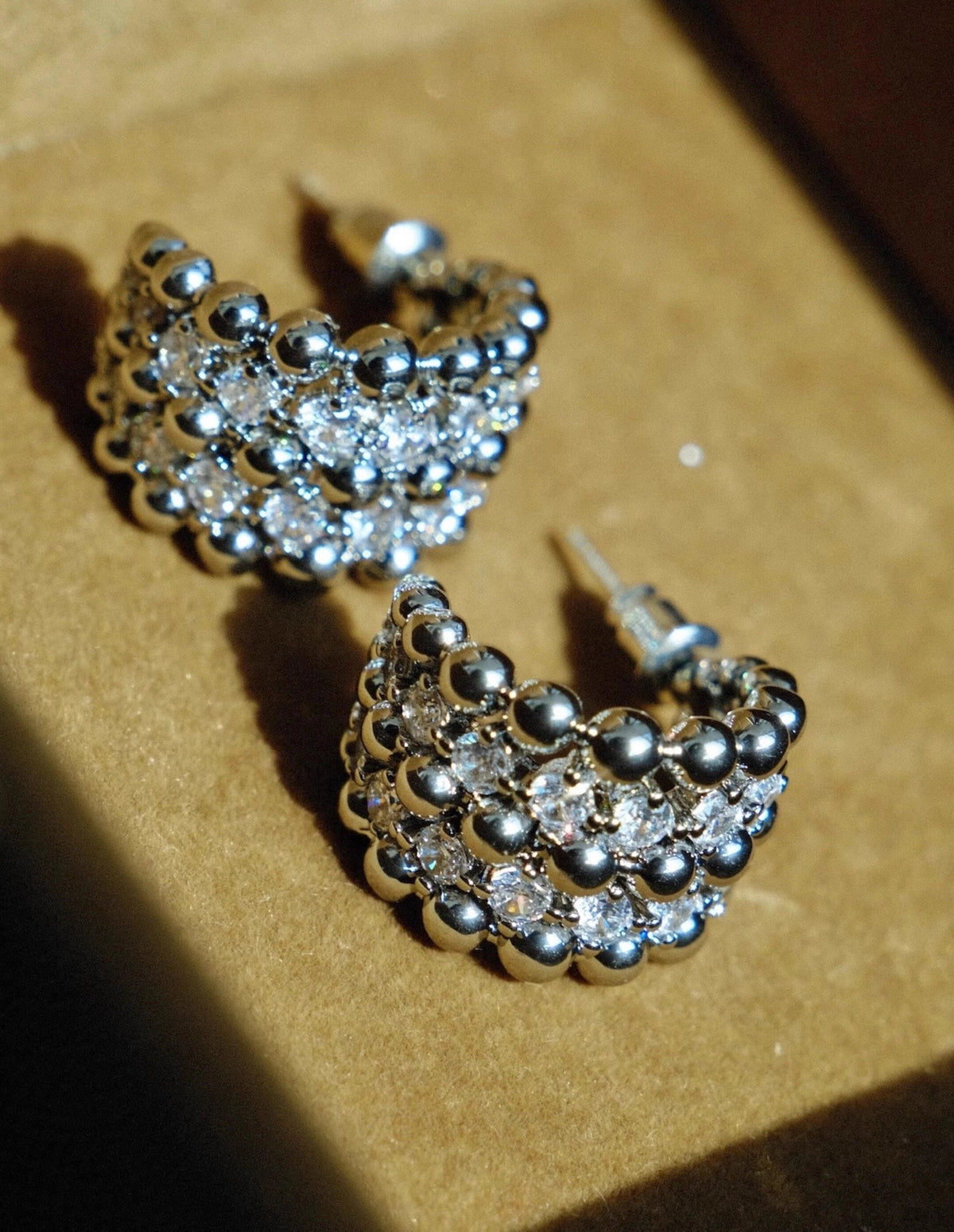 Braided C-Ring Zircon Earrings [0WXB7YVL]