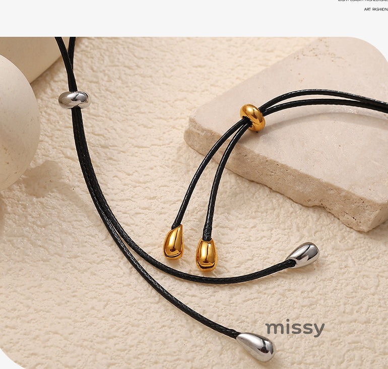 Brandy Pearl Drop Necklace [M5PYQORO]