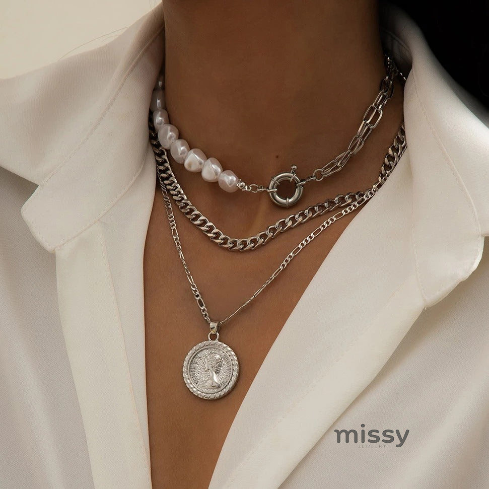 Brayla Layered Cameo Necklace [4C0RR0UP]