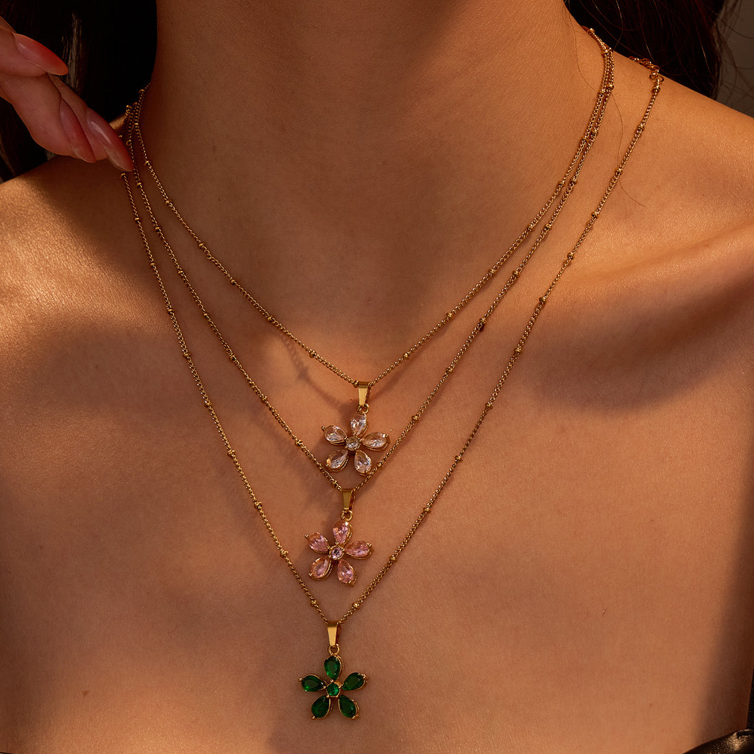 Bristol Zircon Petal Necklace [RCM54340]