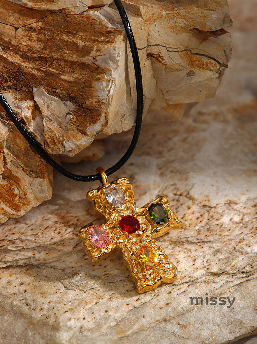 Bryce Crystal Pendant Necklace