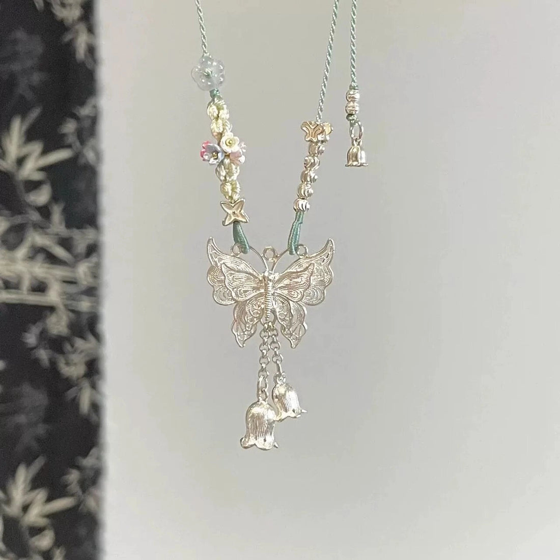 Butterfly Tassel Pendant Necklace [SJQ35AD8]