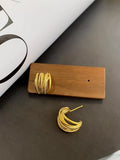 C-Shaped Gold Hoop Earrings [MYZCBYXU]
