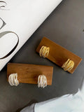 C-Shaped Gold Hoop Earrings [SS1V1E9A]