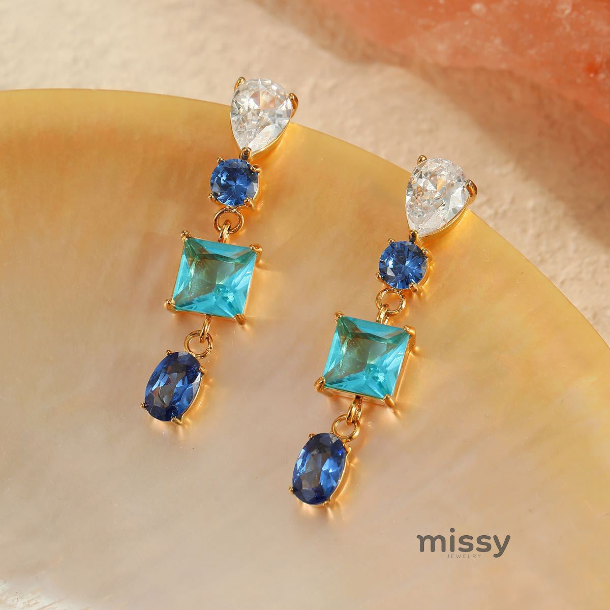 Cambri Luxe Geometric Earrings [OVVX0Y5B]