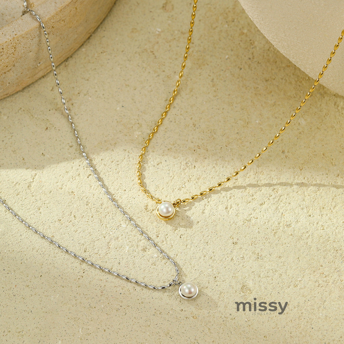 Camden Delicate Pearl Necklace [H92Z53UJ]