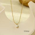 Camden Delicate Pearl Necklace [UJEVV57D]