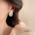 Carsyn Bloom Pearl Earrings [DWOH6XTM]