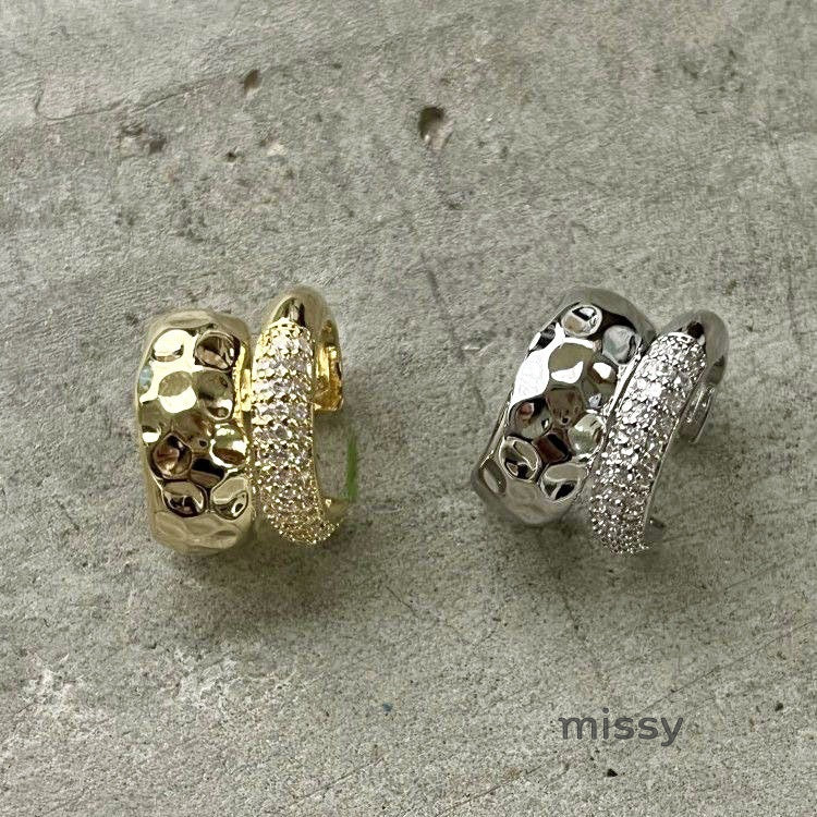 Cattleya Glimmer Layered Ear Cuff [QZ46CTYH]