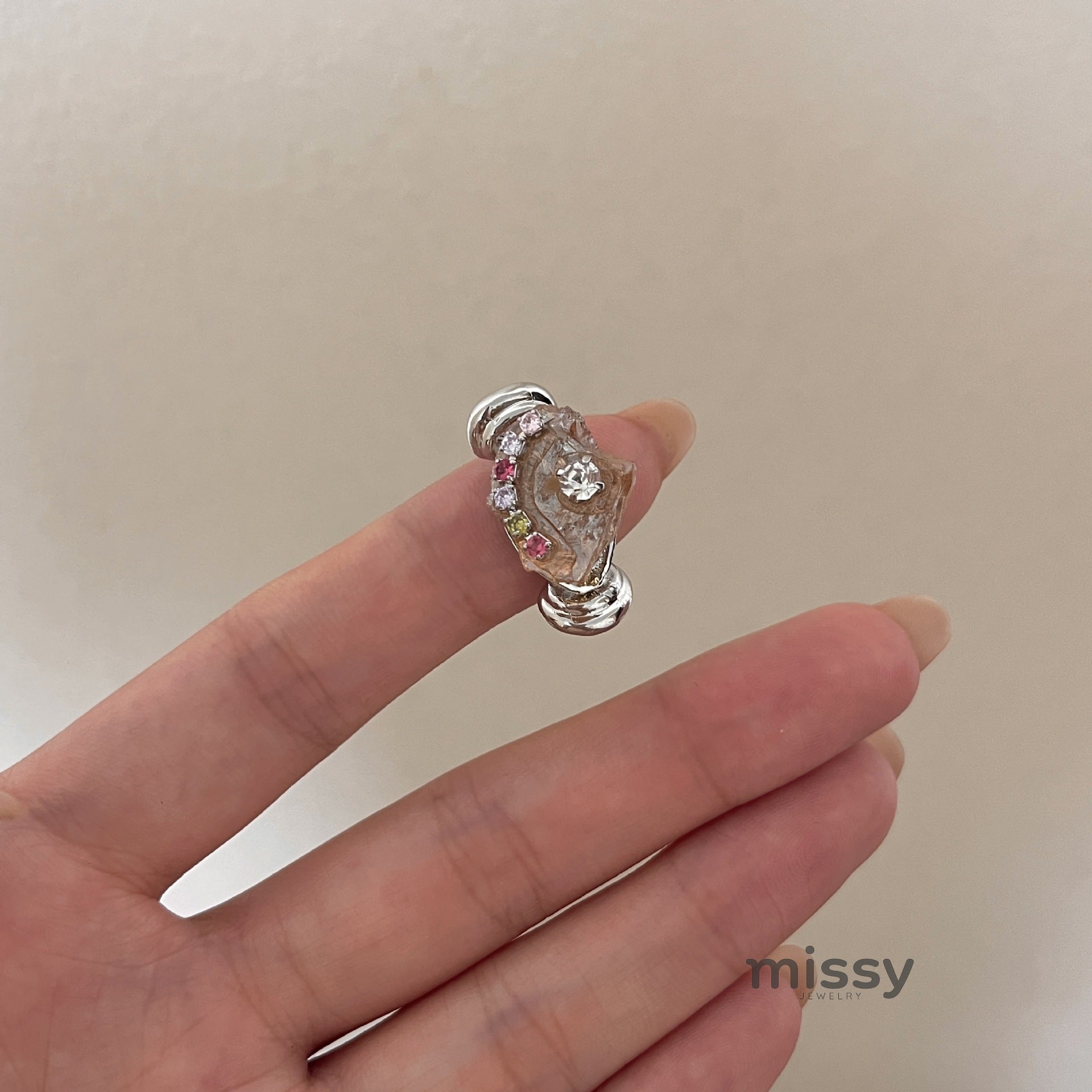 Caylie Maillard Stone Flower Ring [AUTPIOV8]