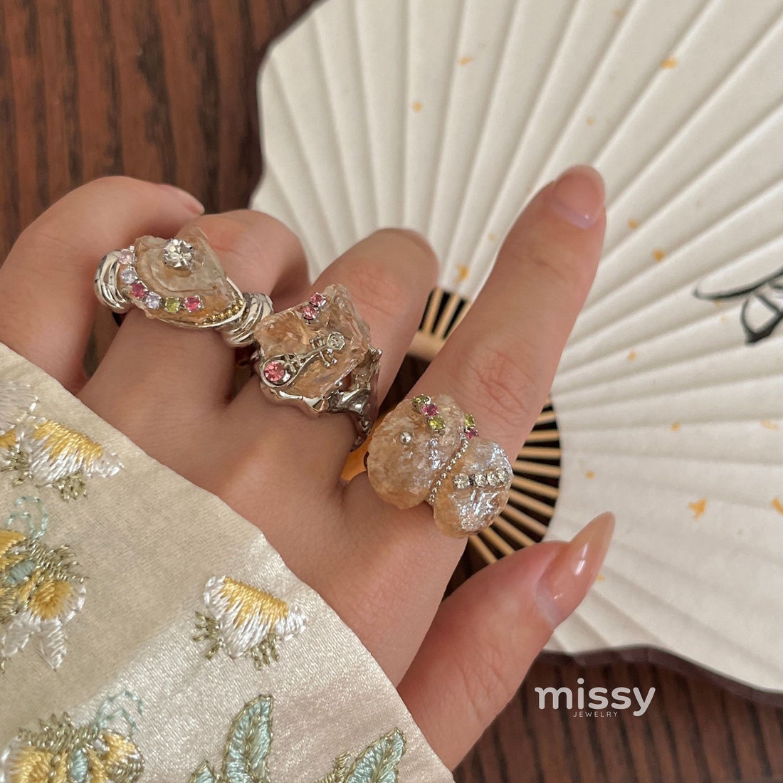Caylie Maillard Stone Flower Ring [3RI7JDLT]