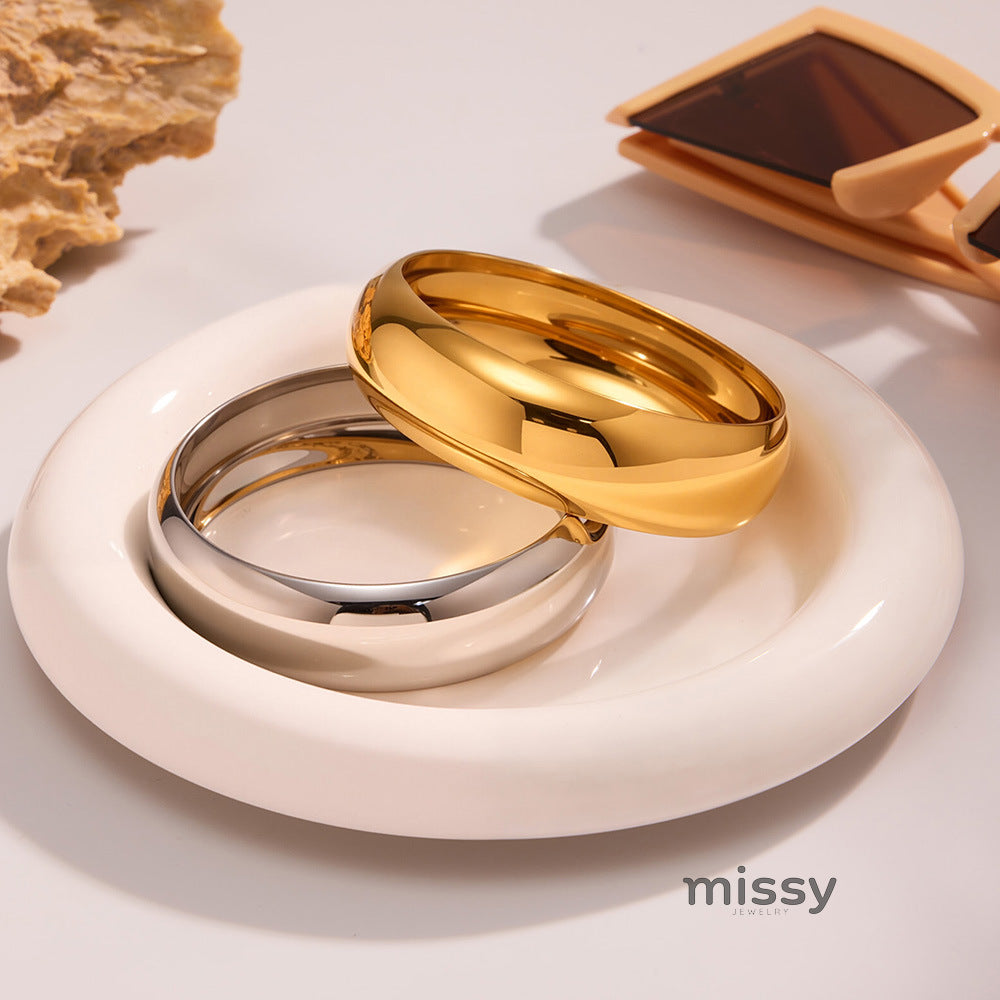 Cecile Polished Cuff Bracelet [FA25XDTU]