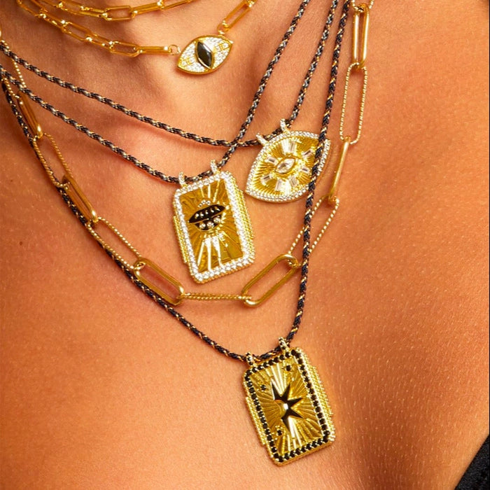 Celestial Charm Pendant Necklace [W1RARBOZ]