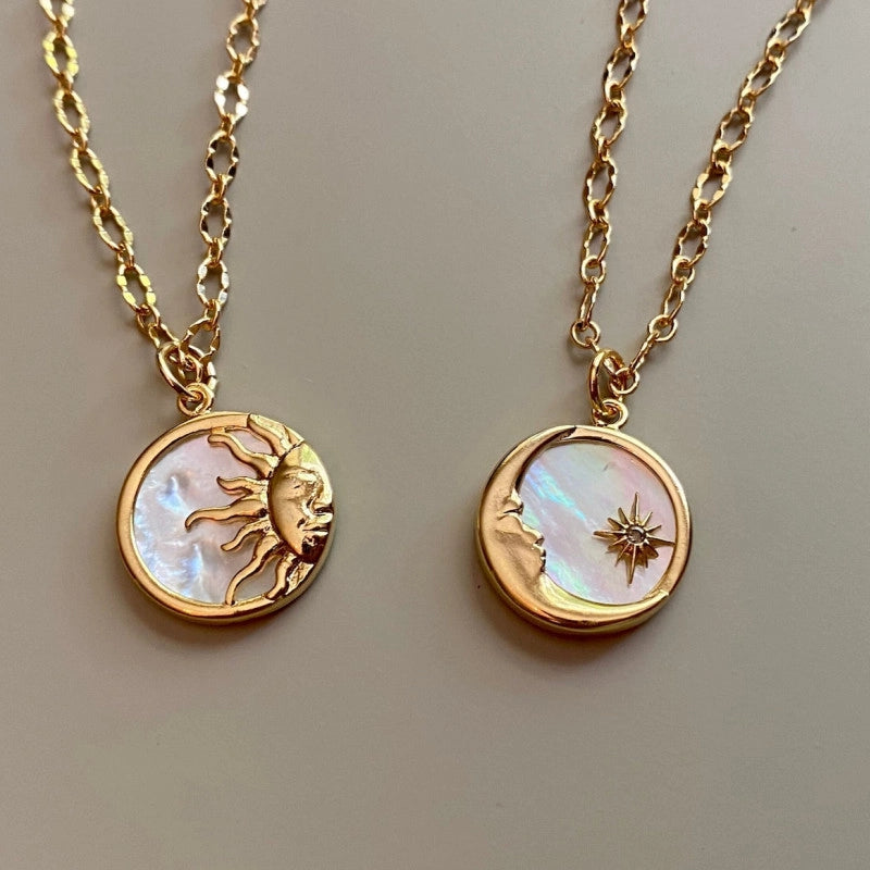 Celestial Coin Layered Necklace [3CTTXKXI]
