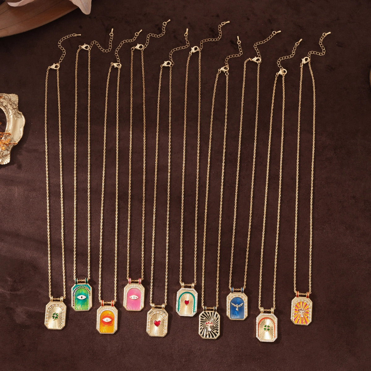 Celestial Tarot Pendant Necklace [OE9L8N0Q]