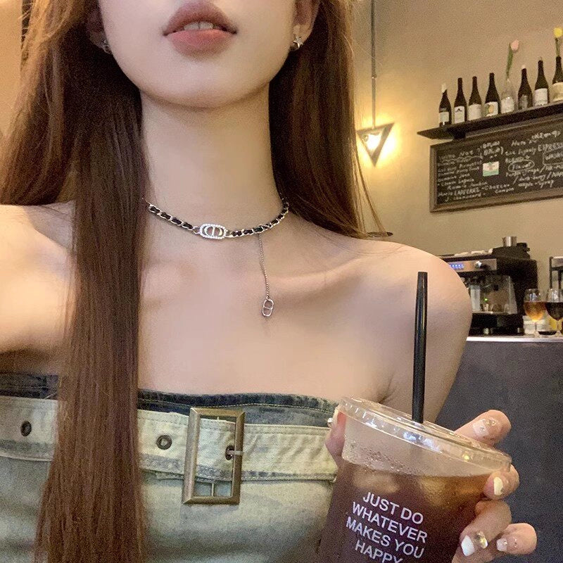 Chain Choker Necklace with Letter Tassel [016MMZ4O]