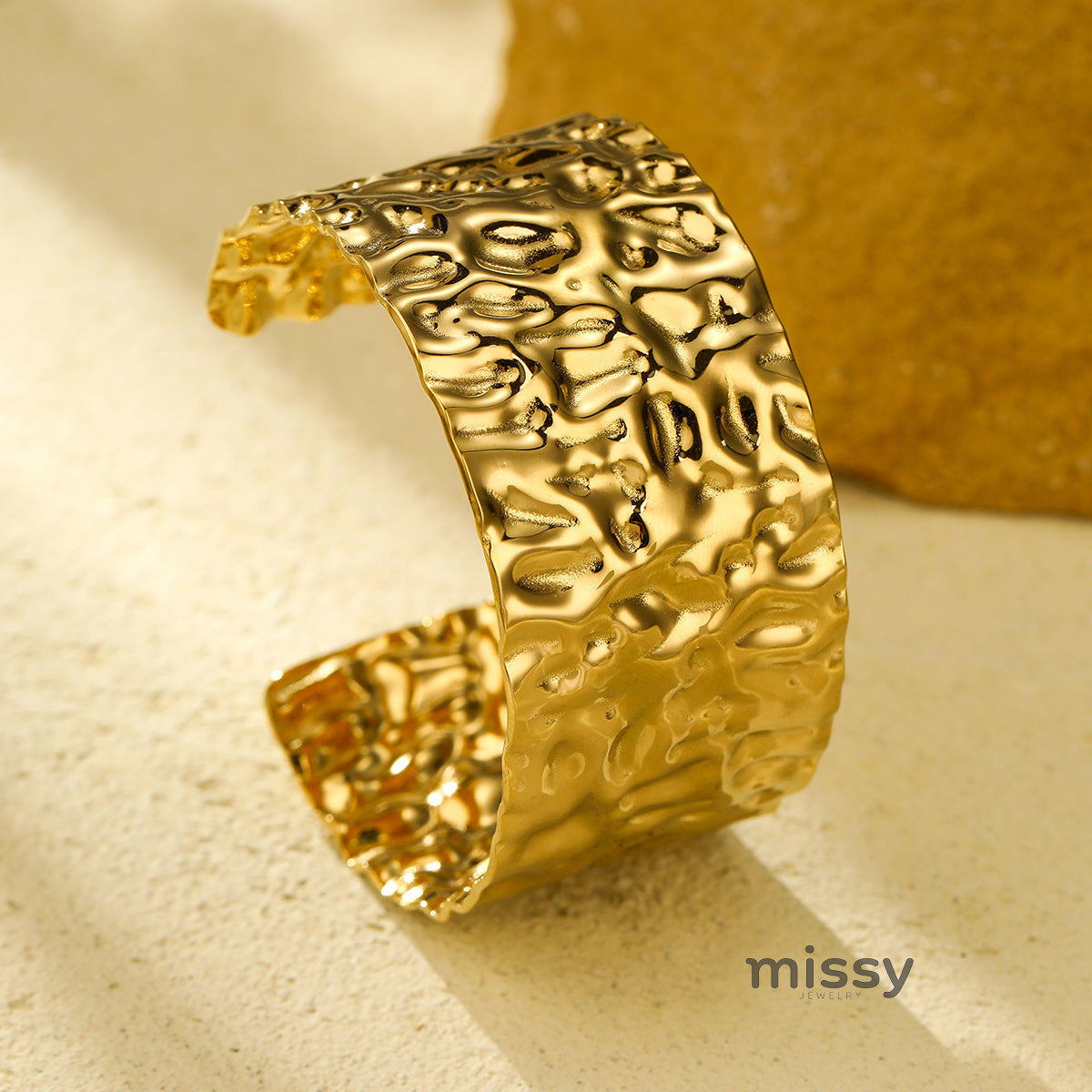 Charissa Statement Cuff Bracelet [7EH89BV7]