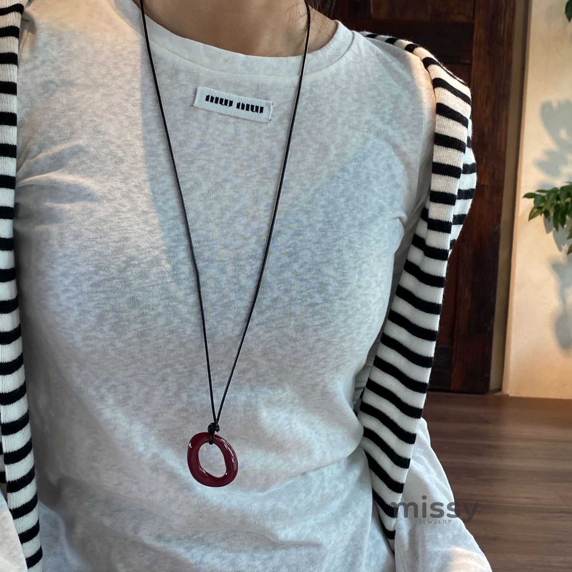 Charley Geometric Pendant Necklace [3GE3WPNN]