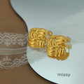Chelsea Twist Square Earrings [Z9J5TKAP]