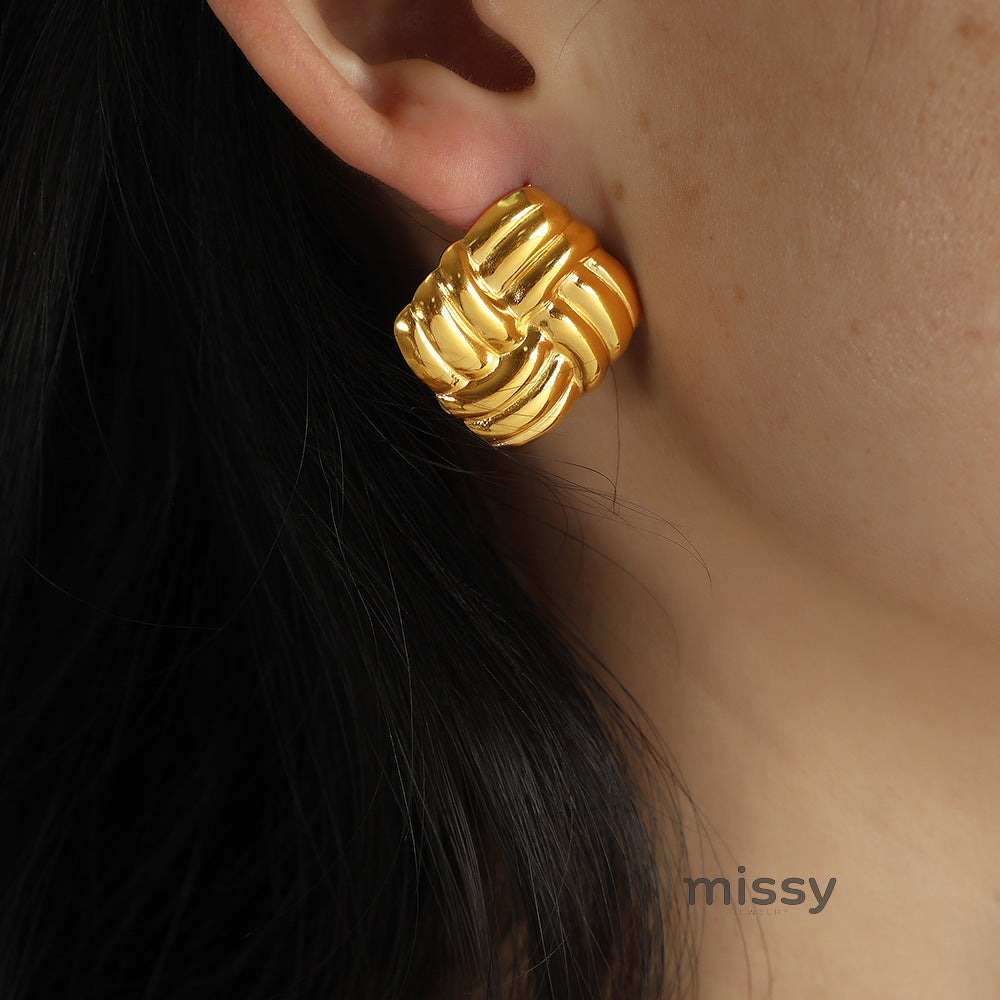 Chelsea Twist Square Earrings [4TFRGFV4]