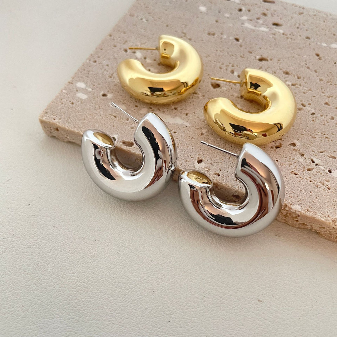 Chrislynn Geometric Hoop Earrings [FKAPO0CI]