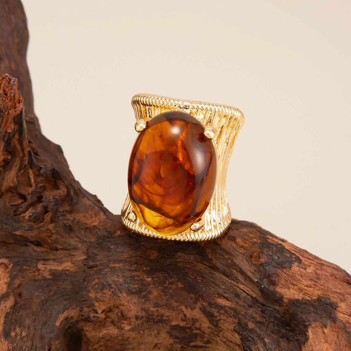 Chunky Resin Oval Ring [13EQ5FP5]