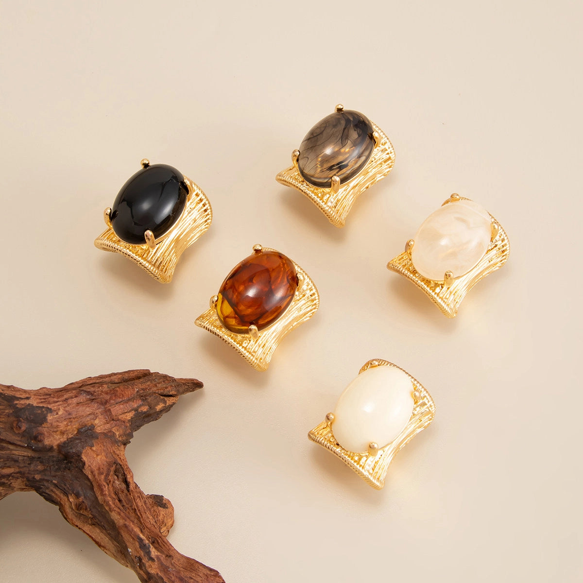 Chunky Resin Oval Ring [RVC6ZDAL]