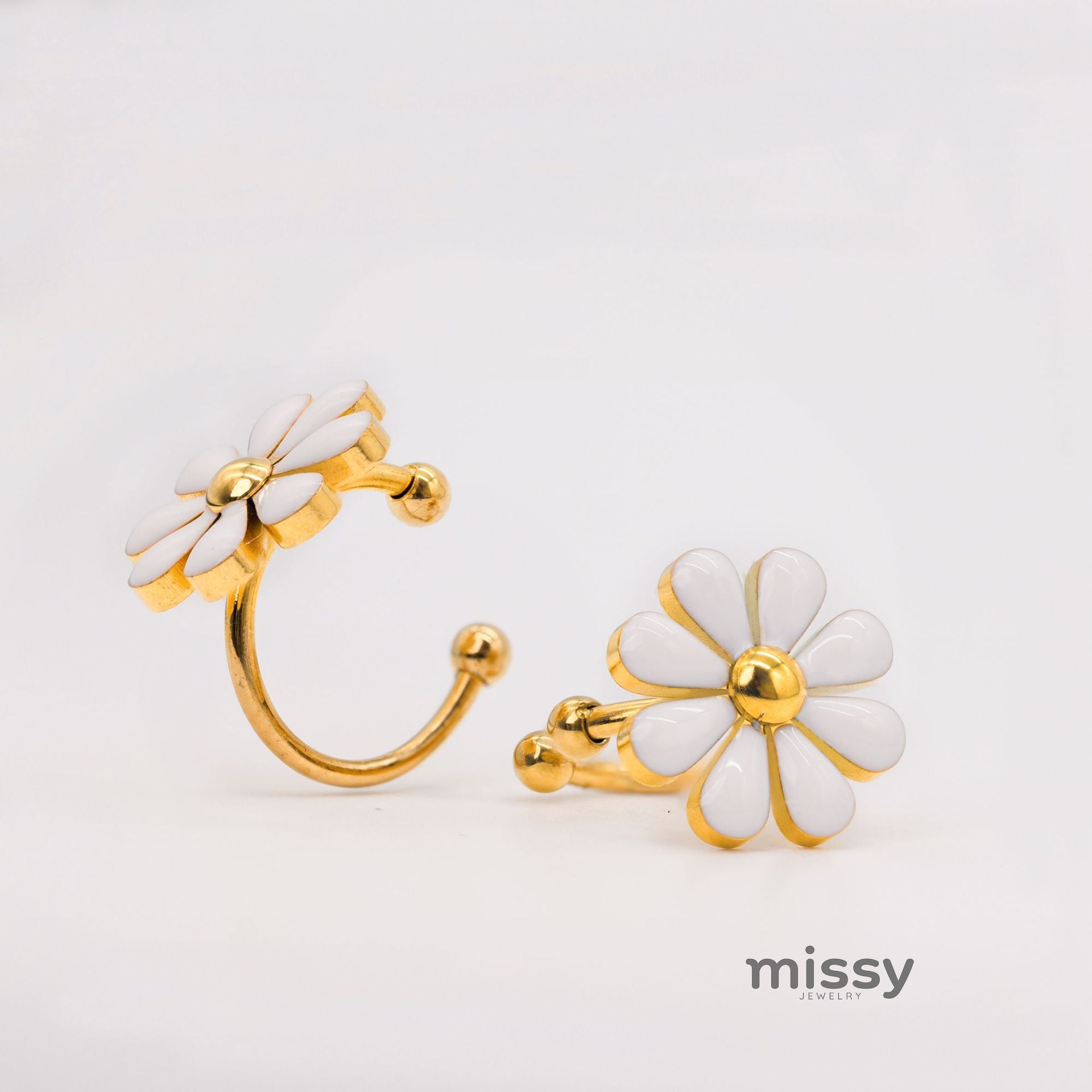 Chyna Daisy Ear Jewels [25RF35VF]